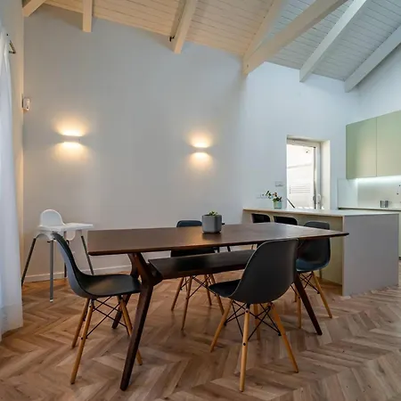 Semesterbostad Spritz Hour House Oporto