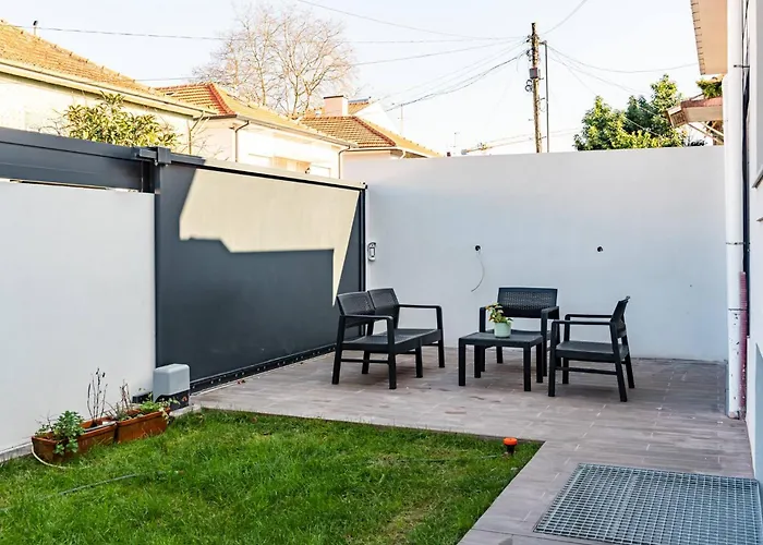 Spritz Hour House * Porto